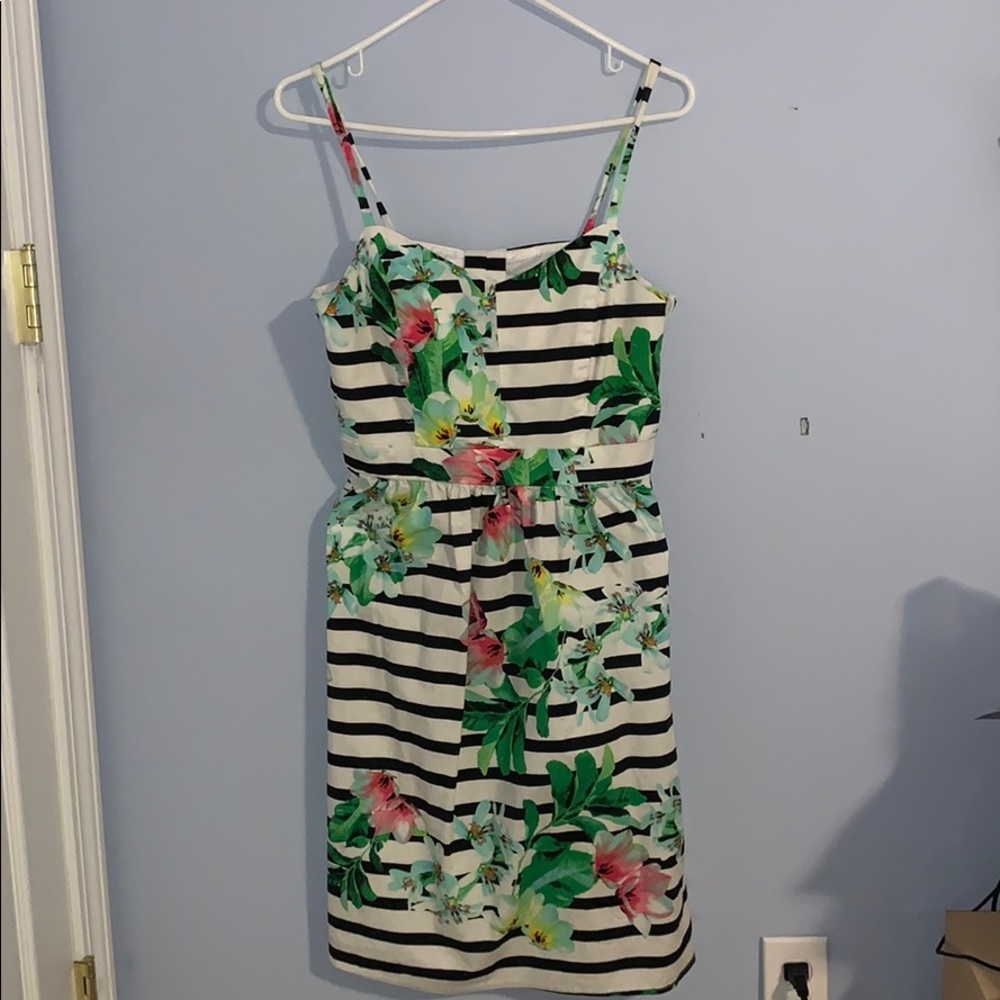 R&K Woman’s floral dress